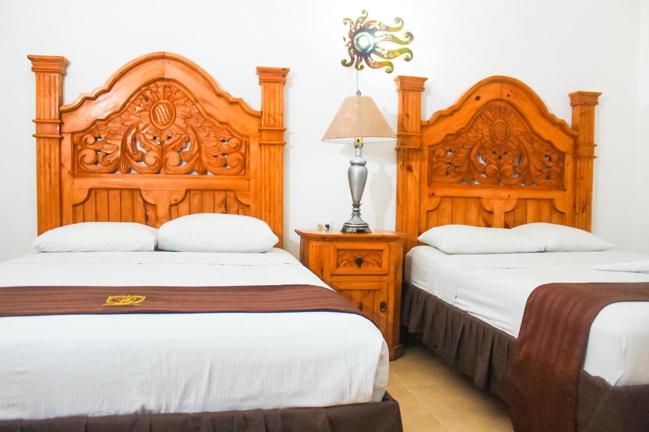 Palacio Canton Hotel - Valladolid Valladolid  Luaran gambar